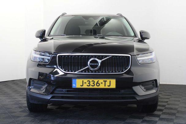 Volvo XC40 T3 Momentum 120 kW image number 3