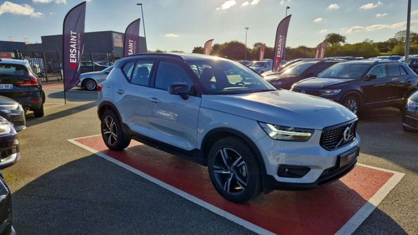 Volvo XC40 T3 Geartronic 120 kW image number 1