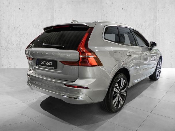 Volvo XC60 B4 Diesel Plus 145 kW image number 2