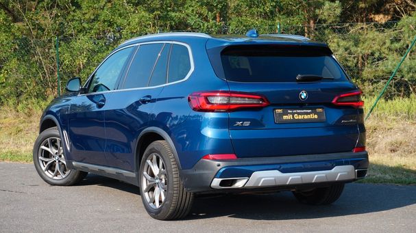 BMW X5 45e xDrive 290 kW image number 4