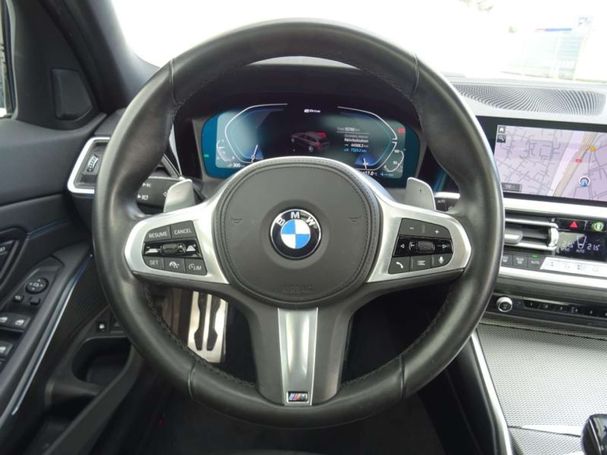 BMW 330 Touring M Sport xDrive 137 kW image number 8