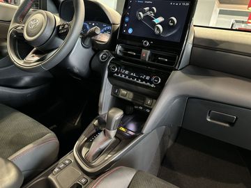 Car image 17