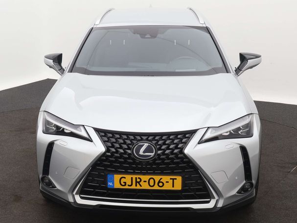 Lexus UX 250h 135 kW image number 27