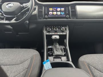 Car image 16