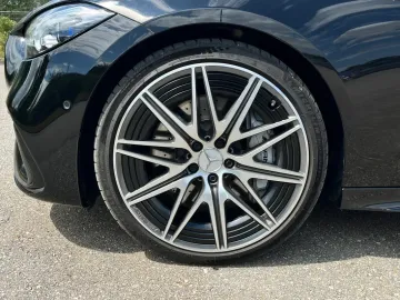 Car image 35