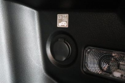 Car image 28