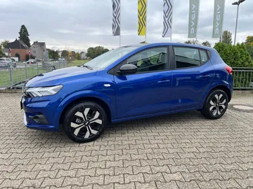 Car image 2