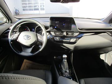 Car image 11