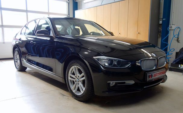 BMW 320i Modern Line 135 kW image number 6