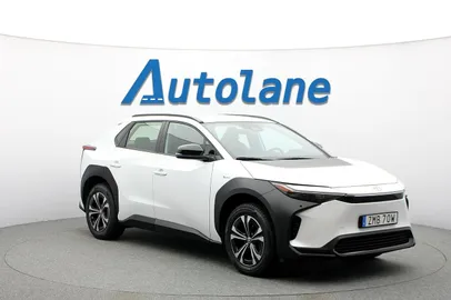 Car image 2