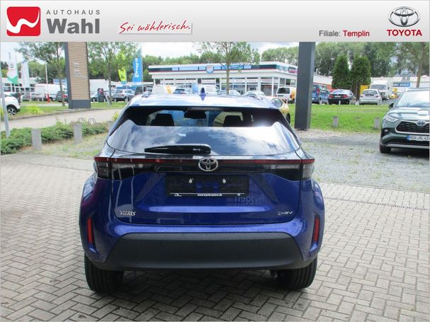 Toyota Yaris Cross 1.5 Hybrid Team Deutschland 85 kW image number 4