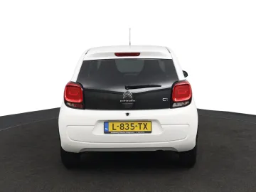 Car image 37