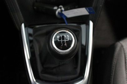 Car image 23