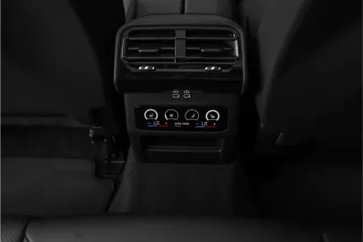 Car image 50