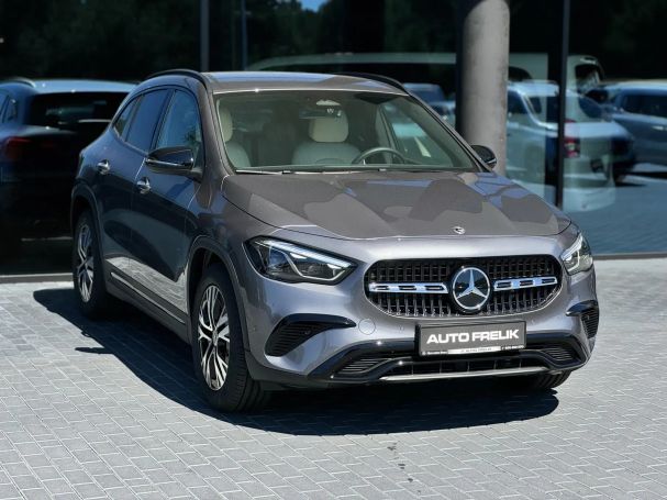 Mercedes-Benz GLA 200 Progressive 120 kW image number 6