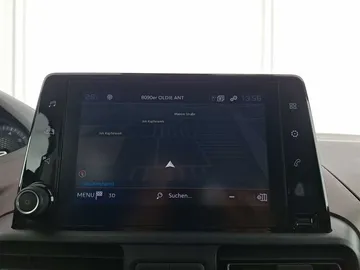 Car image 31