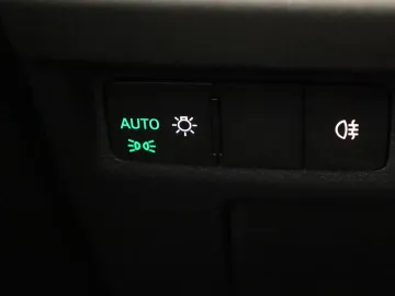 Car image 34