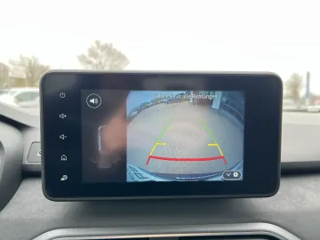 Car image 28