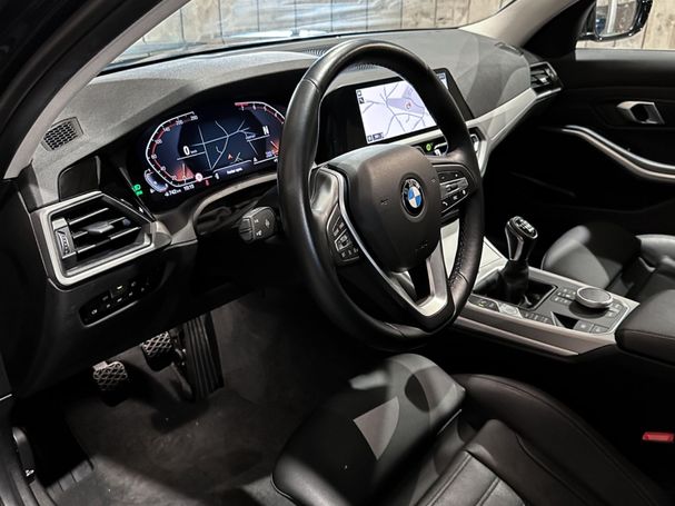 BMW 318i 115 kW image number 19