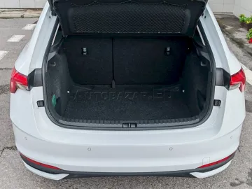 Car image 32