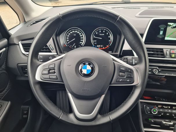 BMW 220i Active Tourer Advantage 141 kW image number 15