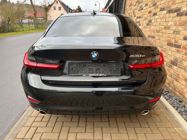 BMW 330e M Sport 218 kW image number 3