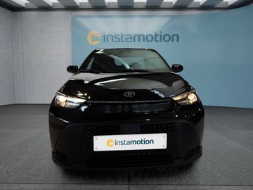 Car image 3