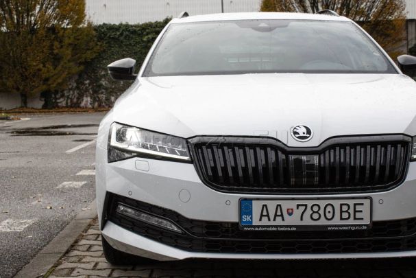 Skoda Superb Combi 2.0 TSI 4x4 DSG Sportline 200 kW image number 10