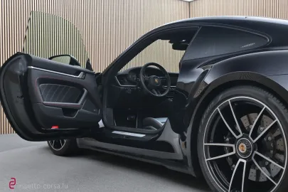 Car image 43