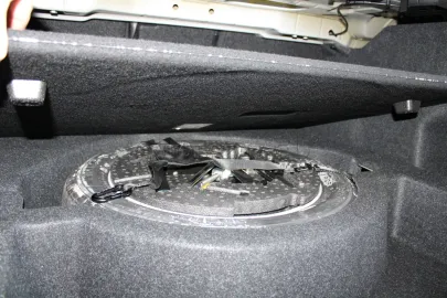 Car image 29