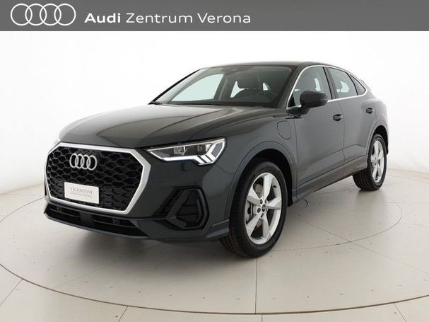 Audi Q3 45 TFSIe S tronic Sportback Business 180 kW image number 1