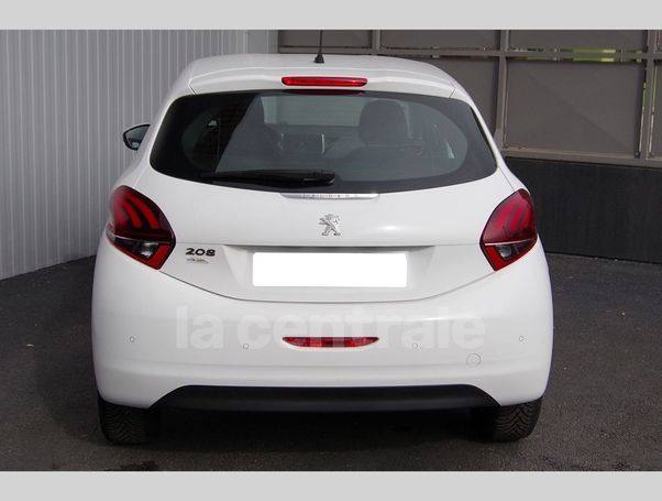 Peugeot 208 BlueHDi 100 75 kW image number 4