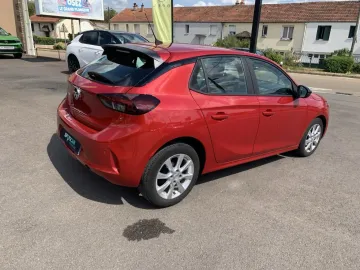 Car image 5