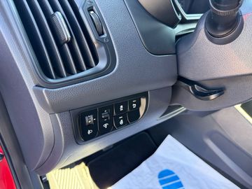 Car image 34