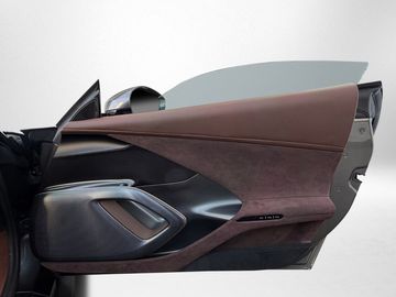 Car image 28
