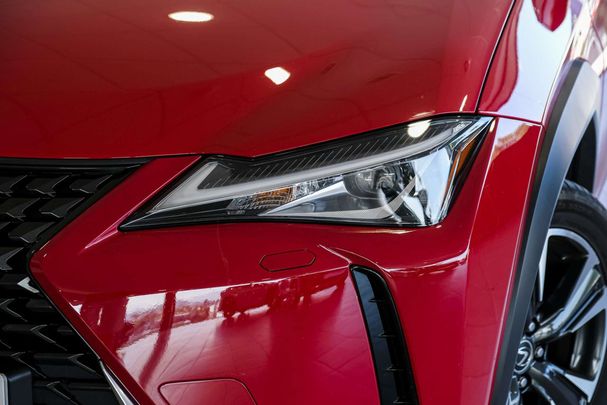 Lexus UX 250h 135 kW image number 7