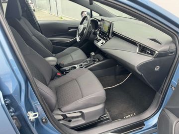 Car image 13