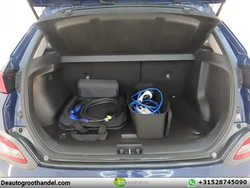 Car image 29