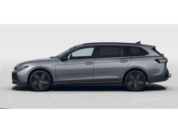 Volkswagen Passat 1.5 eHybrid R-Line DSG 200 kW image number 2