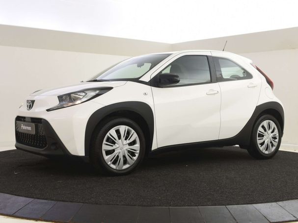 Toyota Aygo X 1.0 VVT-i CVT 53 kW image number 8