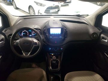 Car image 14