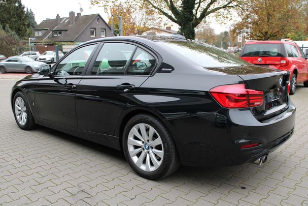 BMW 330 e iPerformance Advantage 185 kW image number 6