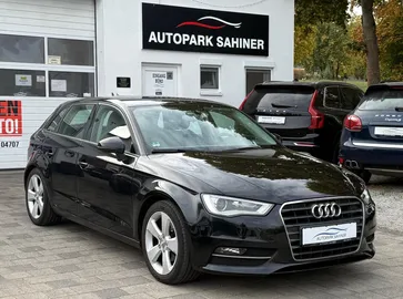 Car image 26