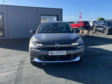 Car image 30