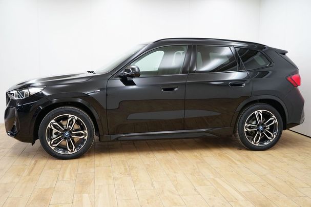 BMW iX1 xDrive30 225 kW image number 7