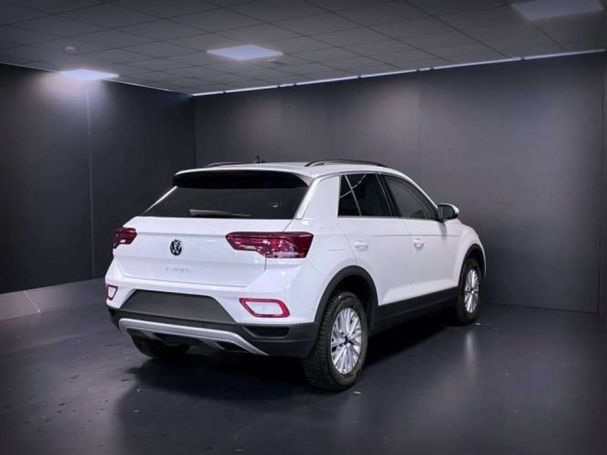 Volkswagen T-Roc 1.0 TSI T-Roc 81 kW image number 2