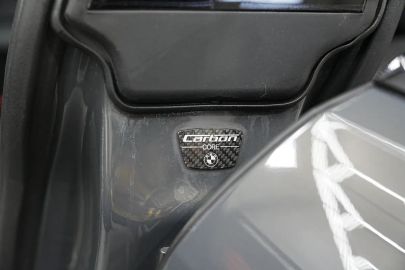Car image 40