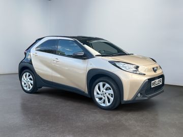 Car image 2