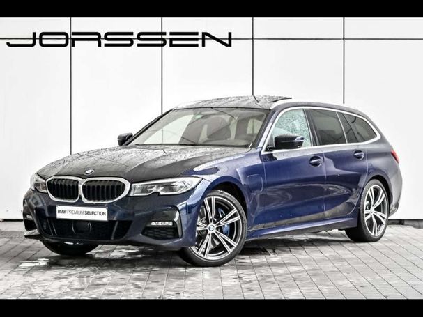 BMW 330 Touring e M Sport 215 kW image number 1