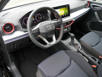 Car image 14